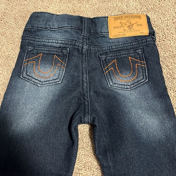 🎊 2/$25  Toddler boy True Religion Jeans 🎊 - Picture 7 of 7